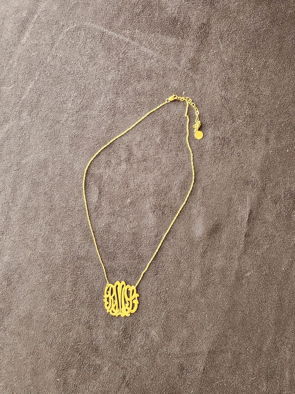 Moon and Lola Gold Interlocking Script Monogram Necklace - Initials RML - Picture 4 of 4
